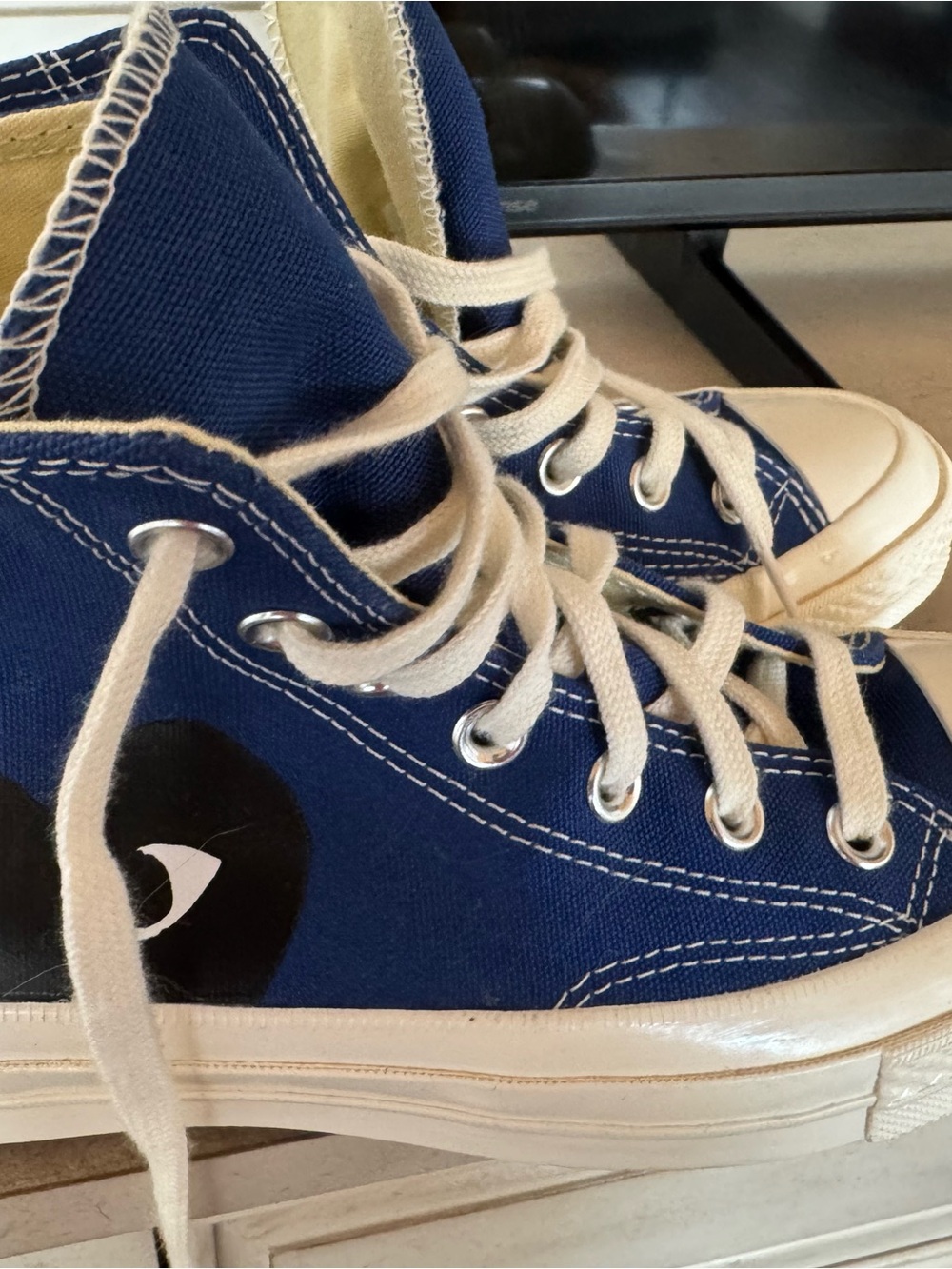 Converse play des gracons play Navy Canvas High Top Sneakers New size 7